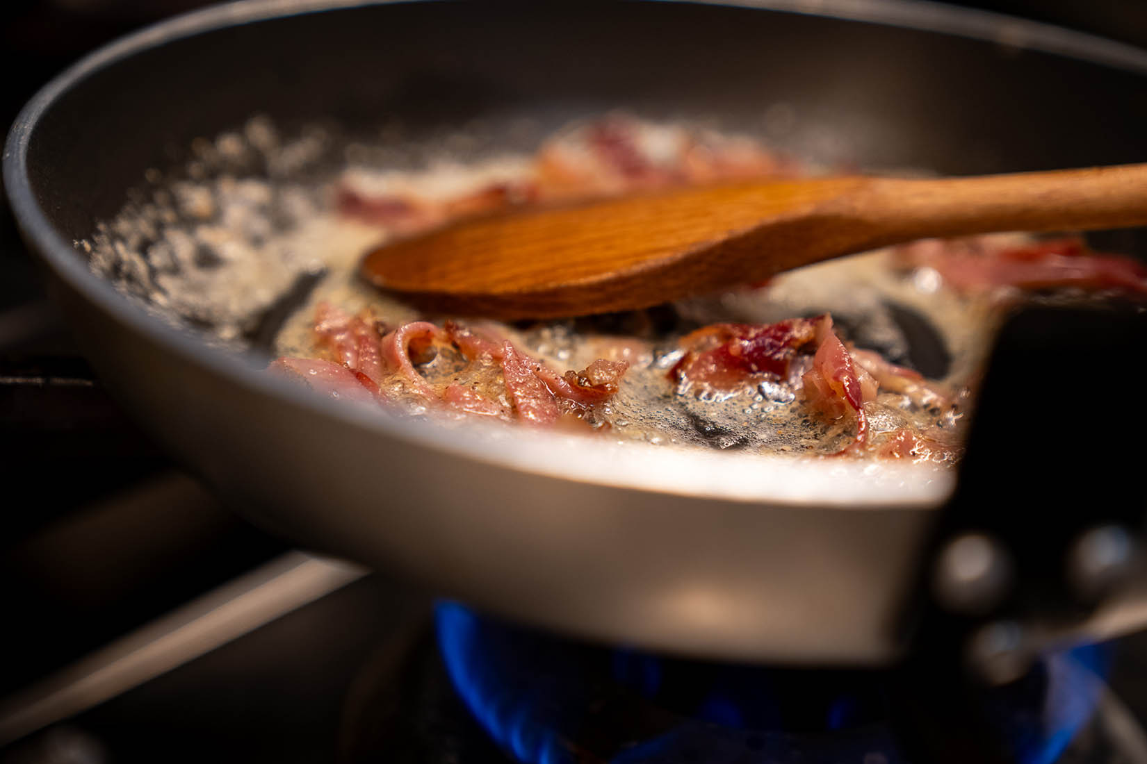  Scopri il Ristorante La Cascata Vendolo a Castione Andevenno. Delizia il tuo palato con carne, formaggi, birre artigianali e vini italiani. Assapora pizzoccheri, sciatt e bresaola. Un&rsquo;esperienza culinaria indimenticabile ti aspetta. Prenota ora! ristorante valtellinese, carne, vino, birra, amari e digestivi